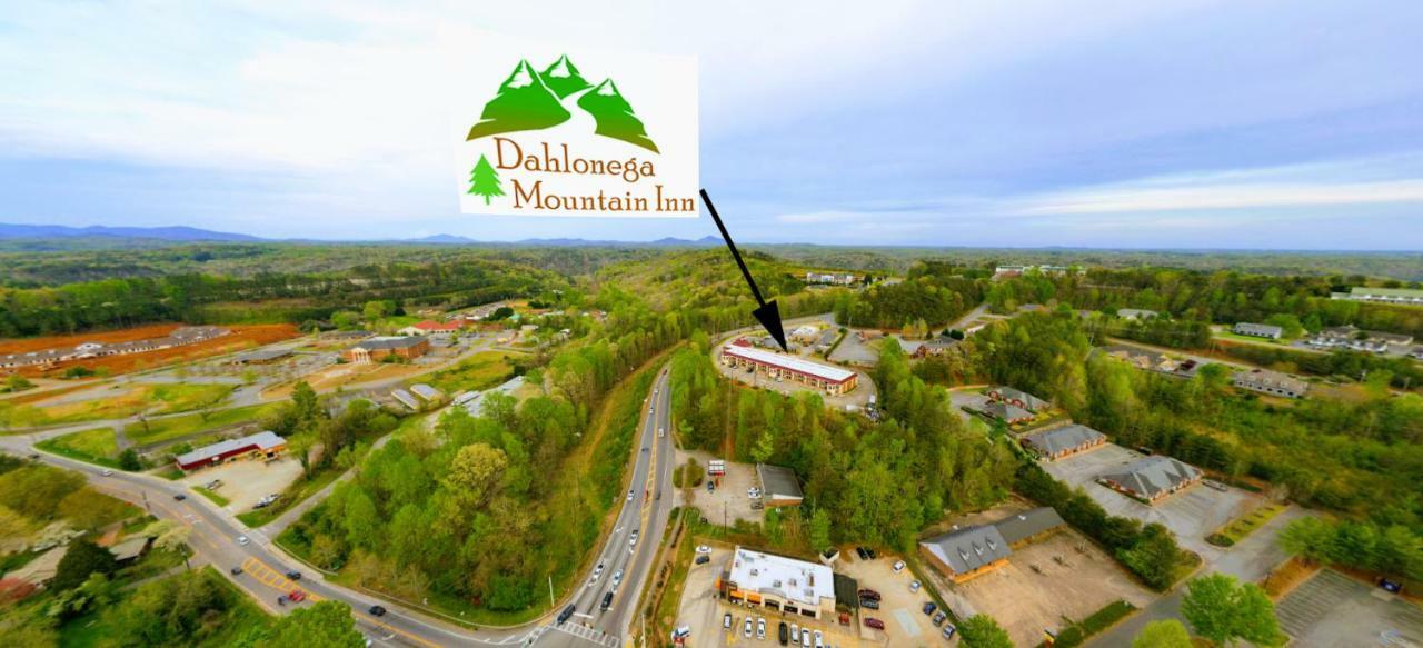 Dahlonega Mountain Inn ภายนอก รูปภาพ